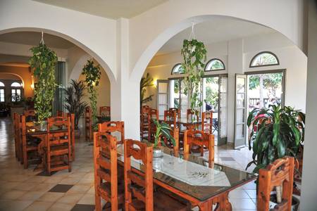 Zephyros Hotel, Restaurant/Gastronomie