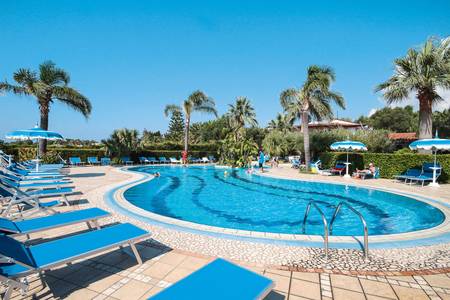 Hotel Resort Tonicello, Pool/Poolbereich