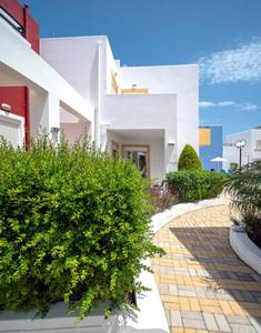 Gennadi Gardens Apartments & Villas, Resort/Hotelanlage
