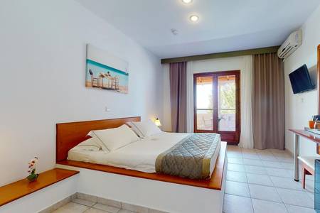 Acrotel Elea Beach, Family