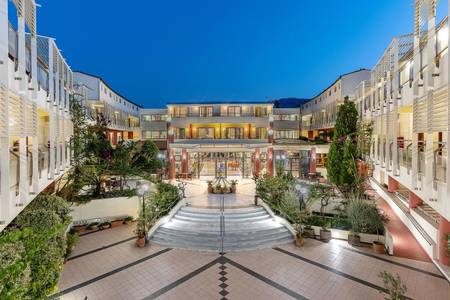 Hydramis Palace, Resort/Hotelanlage