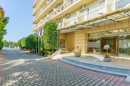 Stefania Beach Resort, Resort/Hotelanlage