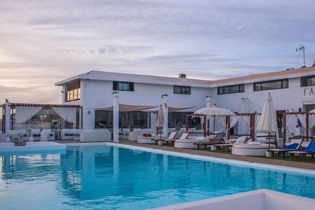 LIVVO Budha Beach, Pool/Poolbereich