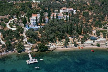 Kerveli Village Hotel, sonstige