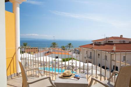 Lu Hotel Maladroxia, Deluxe Meerblick