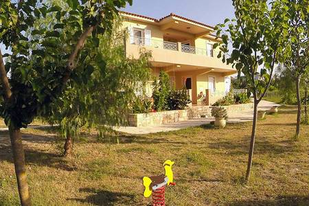 Aggelina's Apartments, Resort/Hotelanlage
