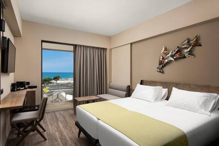 Amalthia Beach Resort, Deluxe