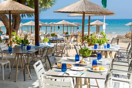 Amalthia Beach Resort, Restaurant/Gastronomie
