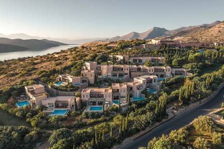 Phaea Blue, Resort/Hotelanlage