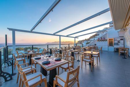 Santorini Secret Suites & Spa, Restaurant/Gastronomie