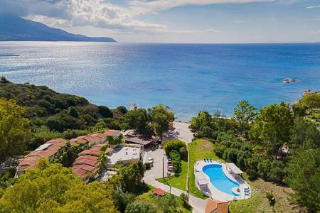 Panas Hotel, Resort/Hotelanlage