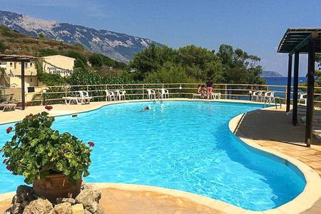 Panas Hotel, Pool/Poolbereich