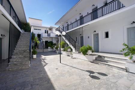 Athina Hotel Kefalonia, Resort/Hotelanlage