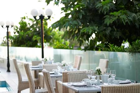 Kriti Beach Hotel, Restaurant/Gastronomie