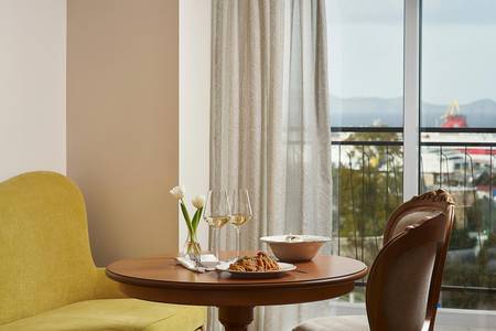 Legacy Gastro Suites, EL Suite