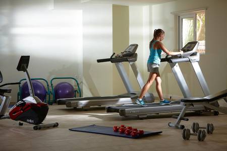 Astir Beach, Sport/Freizeit