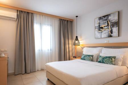 Ariadne Beach, Suite