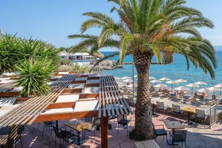 Ariadne Beach, Restaurant/Gastronomie
