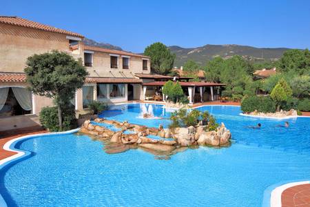 Colonna Hotel du Golf, Pool/Poolbereich