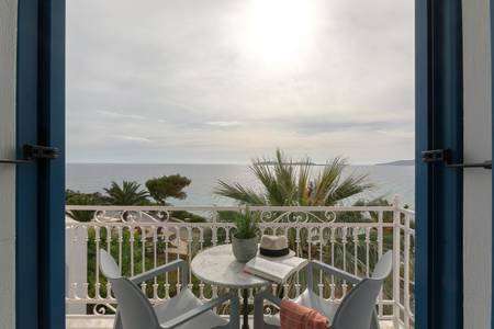 Aneroussa Beach Hotel, Wohnbeispiel