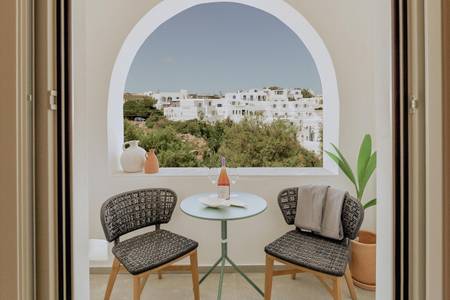 Opal Paros, Wohnbeispiel