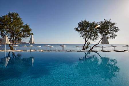 Giannoulis - Grand Bay Beach Resort, Pool/Poolbereich Giannoulis - Grand Bay Beach Resort, Pool/Poolbereich