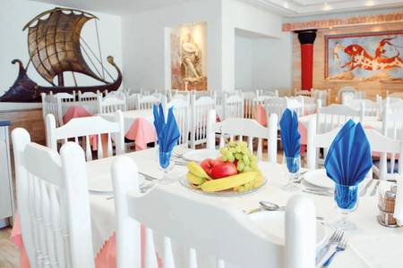 Hotel Aris, Restaurant/Gastronomie