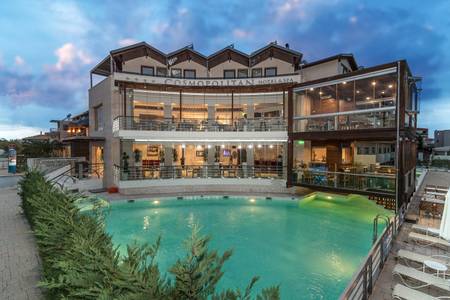 Cosmopolitan Hotel, Resort/Hotelanlage