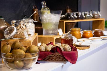 Interpass Vau Hotel, Restaurant/Gastronomie