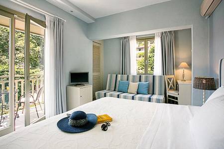 Kenta Beach Hotel, Comfort Kenta Beach Hotel, Comfort