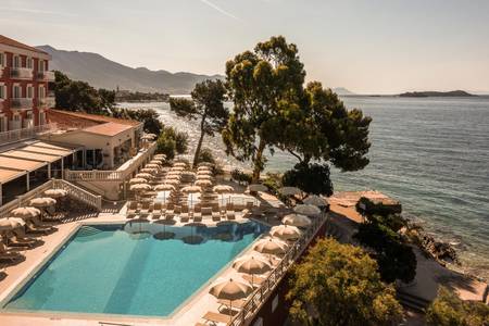 Aminess Younique Bellevue Hotel, Pool/Poolbereich Aminess Younique Bellevue Hotel, Pool/Poolbereich