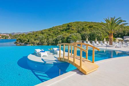 Port 9 ReAminess Vival Port 9 Residencesort - Appartements, Pool/Poolbereich Port 9 ReAminess Vival Port 9 Residencesort - Appartements, Pool/Poolbereich