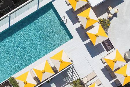 St. George Lycabettus Lifestyle Hotel, Pool/Poolbereich