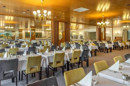 Hotel Jezero, Restaurant/Gastronomie