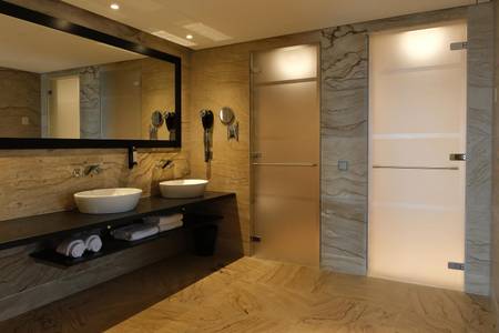 The Navigator Colombus, Suite The Navigator Colombus, Suite