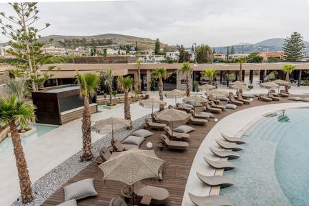 Pnoé Breathing Life, Pool/Poolbereich