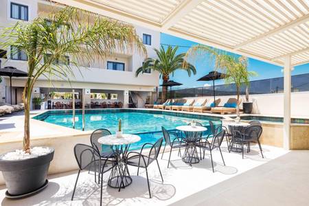 La Stella Suites, Restaurant/Gastronomie