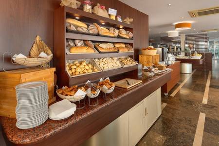 Hotel Zora, Restaurant/Gastronomie