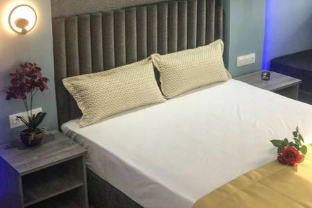 Aphrodite of Thassos, Wohnbeispiel Aphrodite of Thassos, Wohnbeispiel