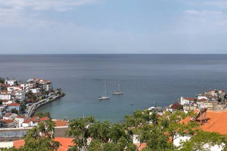 Aphrodite of Thassos, öffentliche Bereiche Aphrodite of Thassos, öffentliche Bereiche