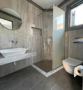 Anax Apartments, Studio