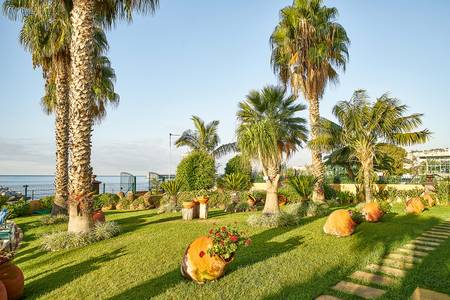 PortoBay Santa Maria - Adults Only,