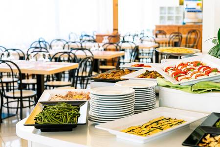 Color Metropolitan Family Hotel, Restaurant/Gastronomie