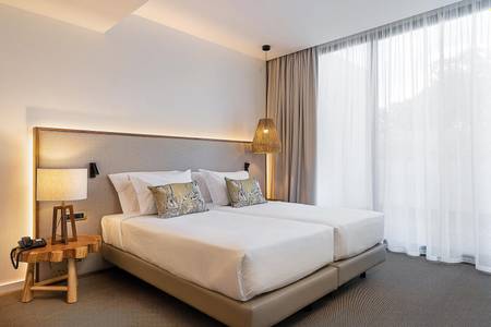 Octant Évora, Family