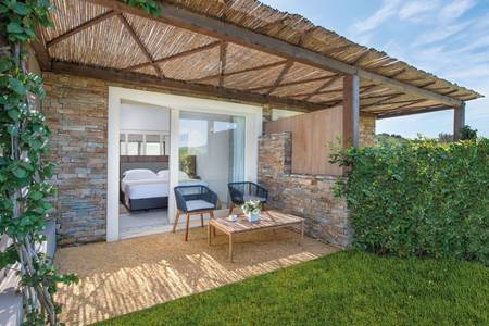 Baia di Chia Resort Sardinia, Deluxe