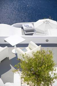 Katikies Kirini, öffentliche Bereiche