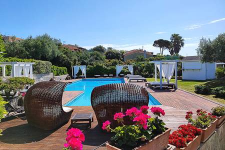 Hotel Albaruja, Pool/Poolbereich Hotel Albaruja, Pool/Poolbereich