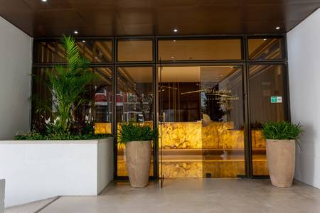 VIP Executive Suites do Marquês Hotel, Hotelgebäude mit moderner Architektur