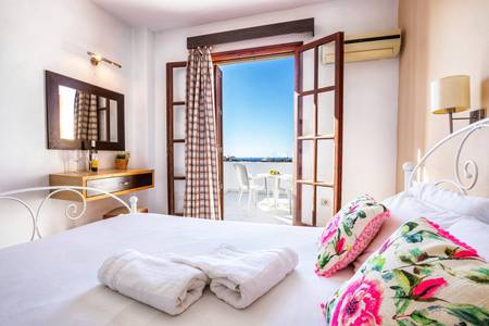 Casa Garden, Zimmer/Wohnbeispiel Casa Garden, Komfortables Zimmer mit dekorativen Elementen