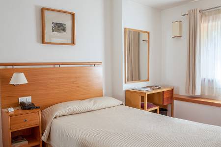 Hotel do Lago, Einzel